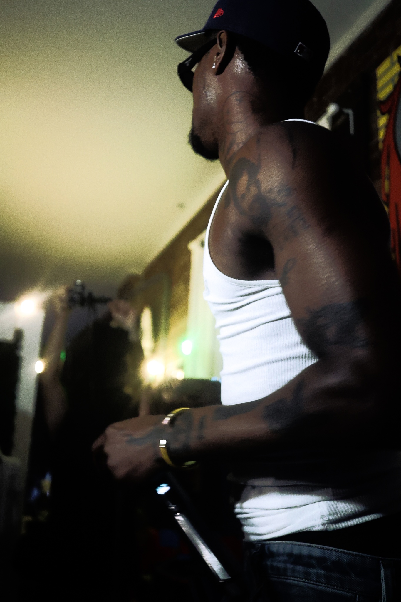 frame 08 · the tattooed arm
